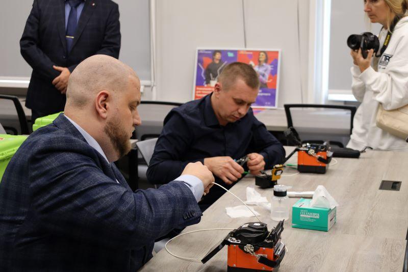 Фото Место «цифровой силы» Красноярска: журналисты «Сибирь.ПРО» посетили инновационные объекты «Ростелекома» 2 - Сиб.ФМ Фото Место «цифровой силы» Красноярска: журналисты «Сибирь.ПРО» посетили инновационные объекты «Ростелекома» 2